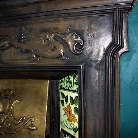 The Wolf'S Den Apartment Patrington Екстериор снимка