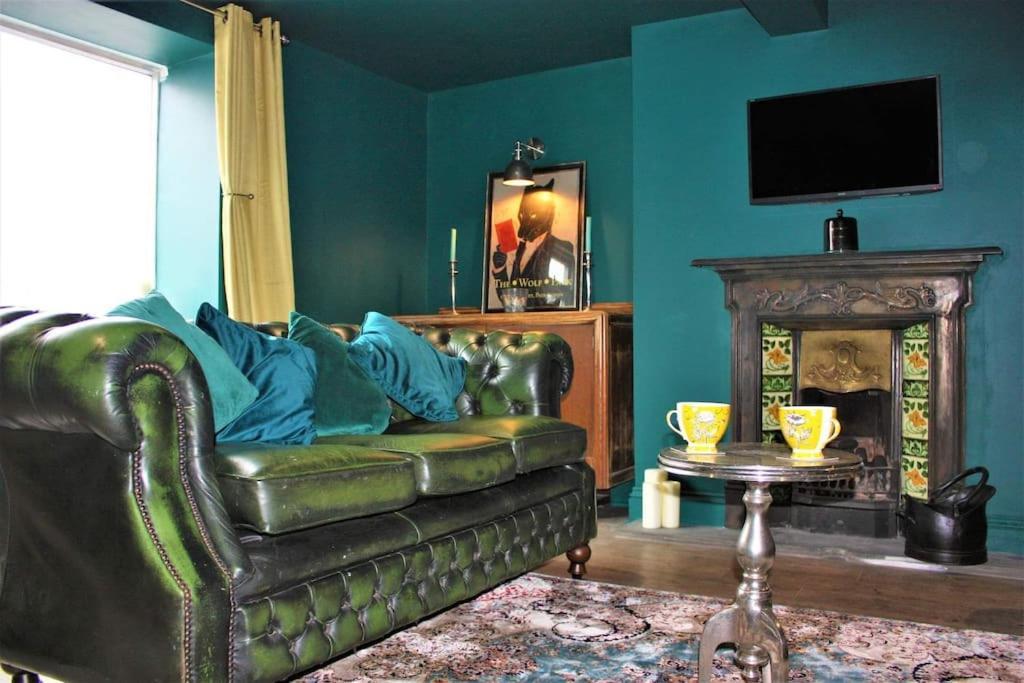 The Wolf'S Den Apartment Patrington Екстериор снимка